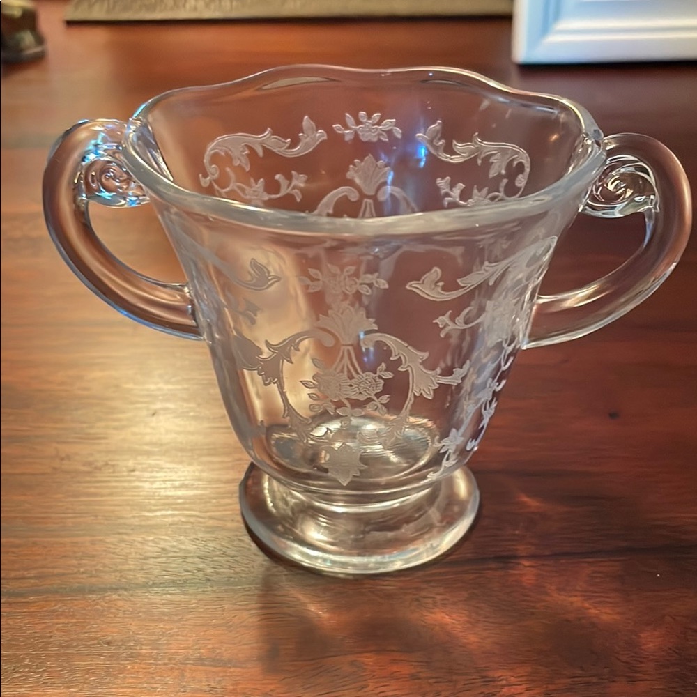 Vintage Fostoria Navarre pattern. Etched baroque footed sugar bowl. 3 1/2”